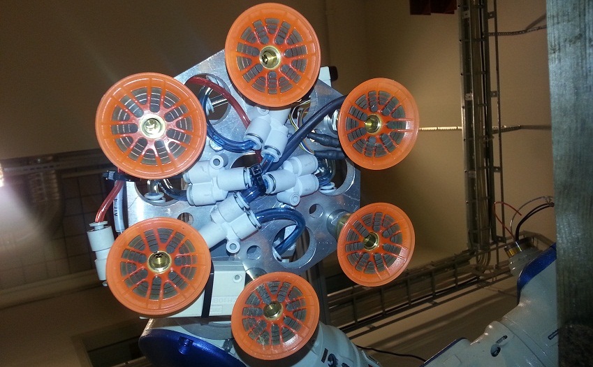 Closeup of the vacuum tool